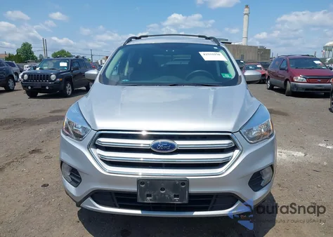 2018 Ford Escape Se z USA, uszkodzony, nr VIN 1FMCU9GD8JUD46236